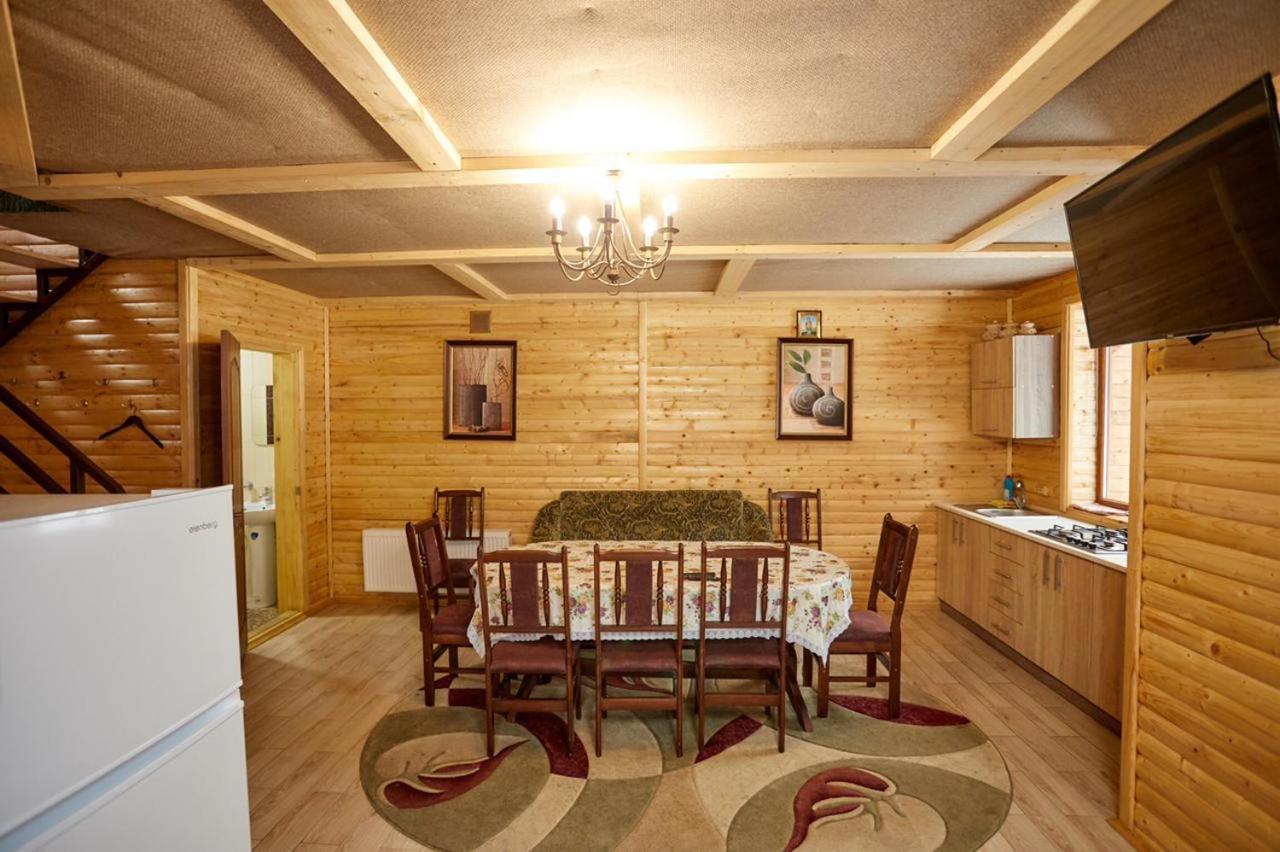 Villa Na Uzlissi Myhove Extérieur photo