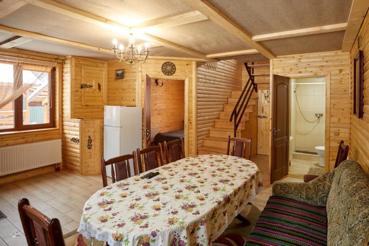 Villa Na Uzlissi Myhove Extérieur photo